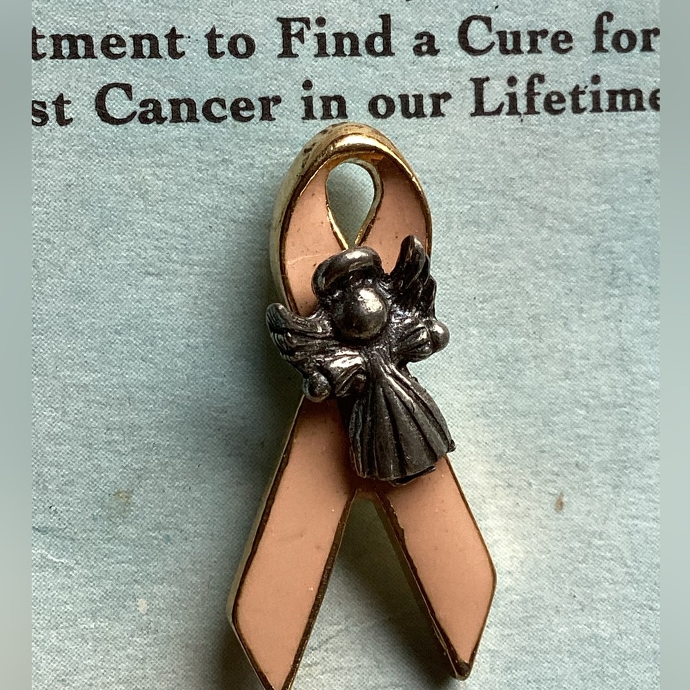 🩷 GUARDIAN ANGEL BREAST cancer Awareness Collectible Pinback